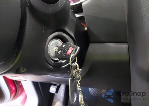 2013 Nissan Rogue S z USA, uszkodzony, nr VIN JN8AS5MV4DW663032